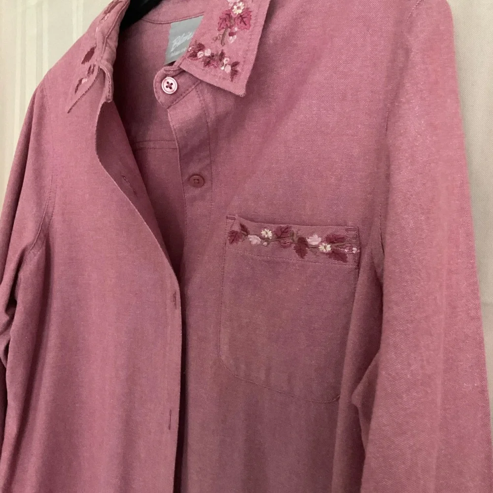 Blair Vintage Embroidered Button Down Shirt - Picture 8 of 8